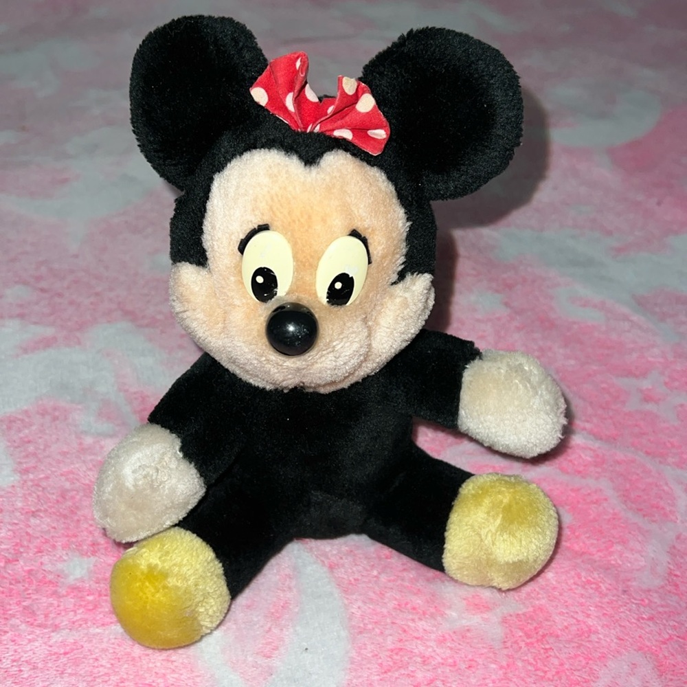Vintage Minnie Mouse Disney Stuffed Animal Collectors Item